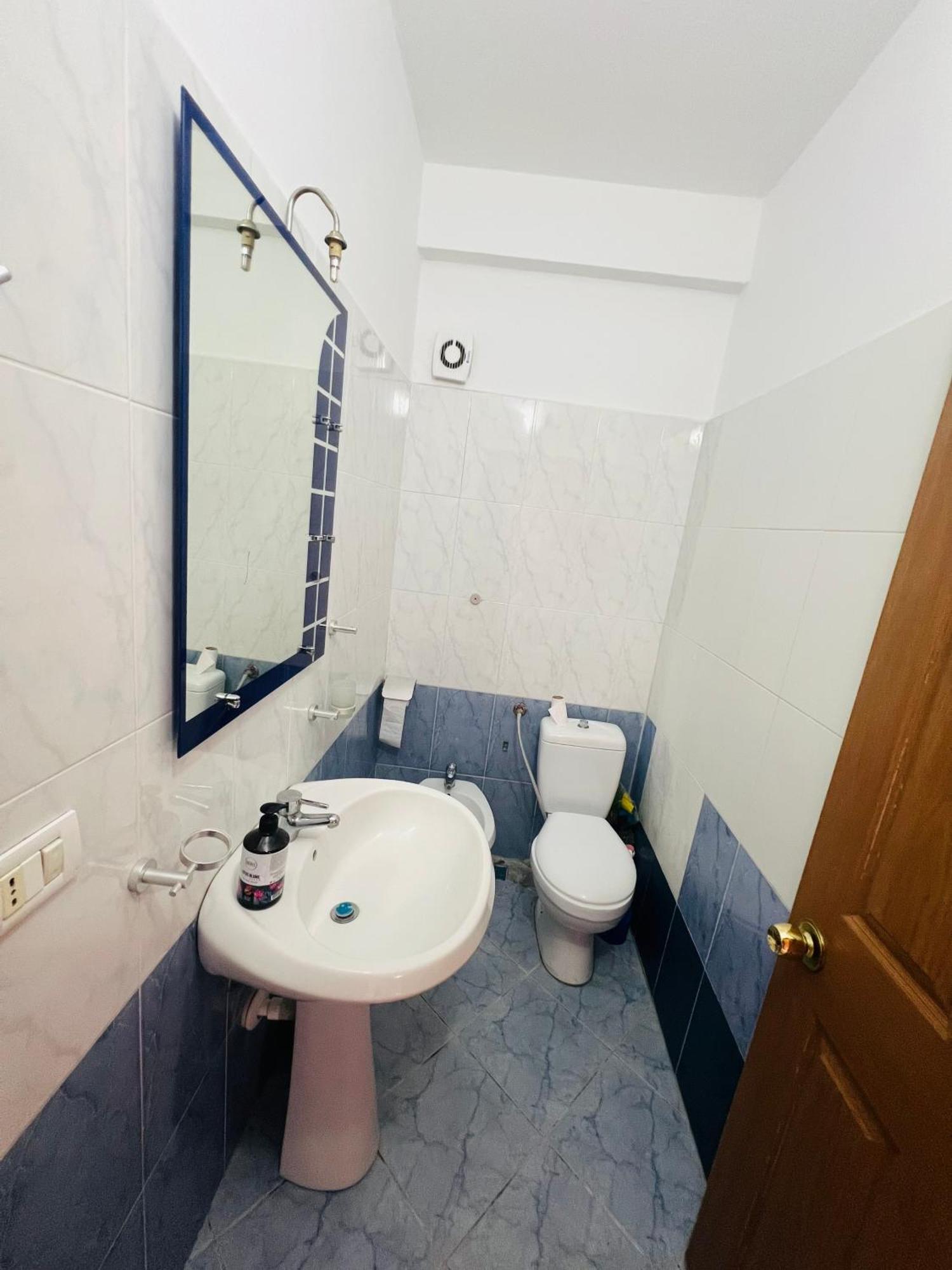 Lovely 3-Bedroom Rental Unit In Драч Екстериор снимка