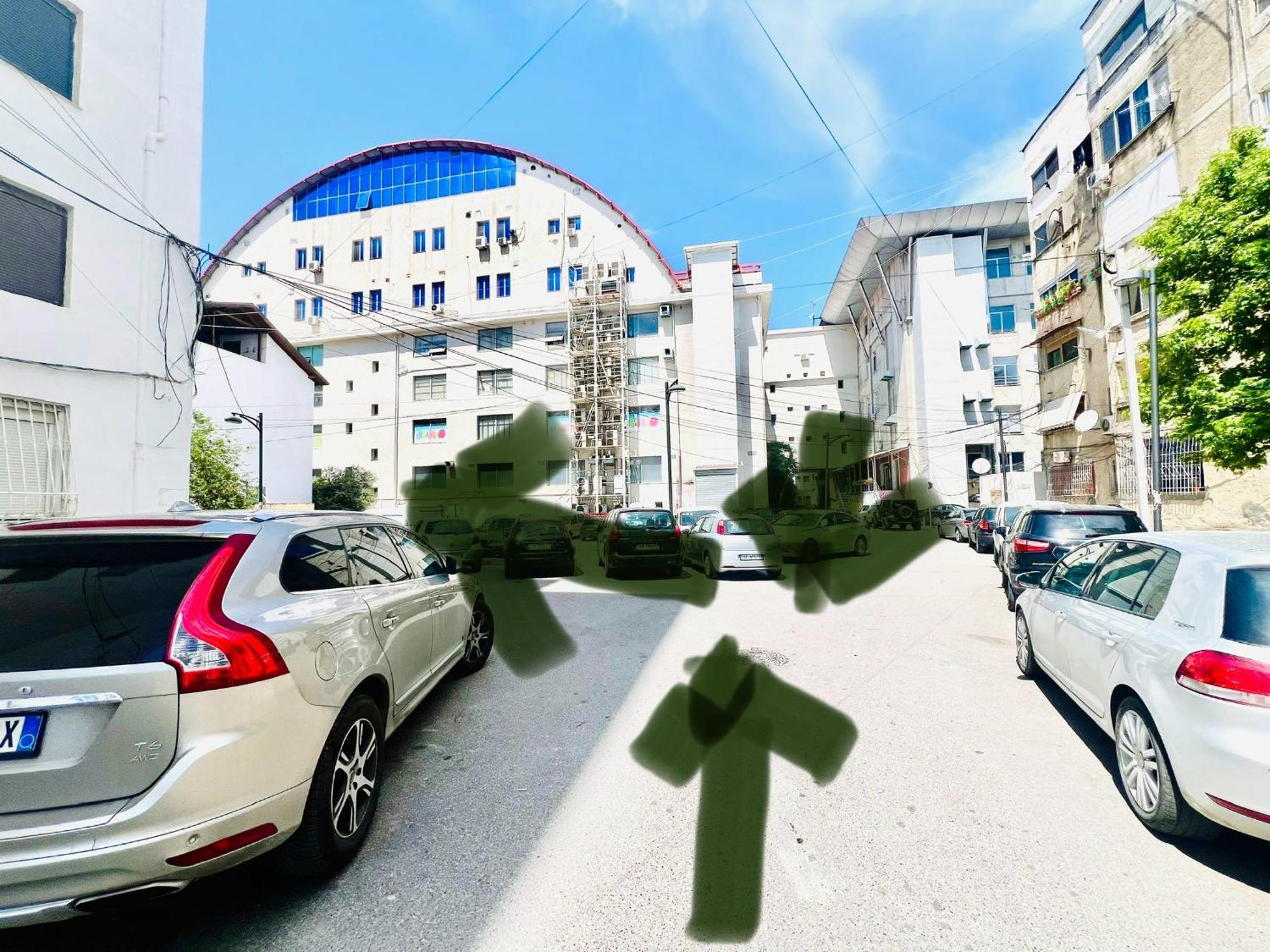 Lovely 3-Bedroom Rental Unit In Драч Екстериор снимка